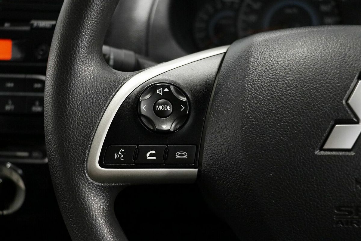 2014 Mitsubishi Mirage ES LA