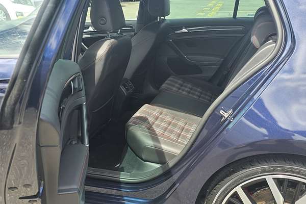 2016 Volkswagen Golf GTI 7
