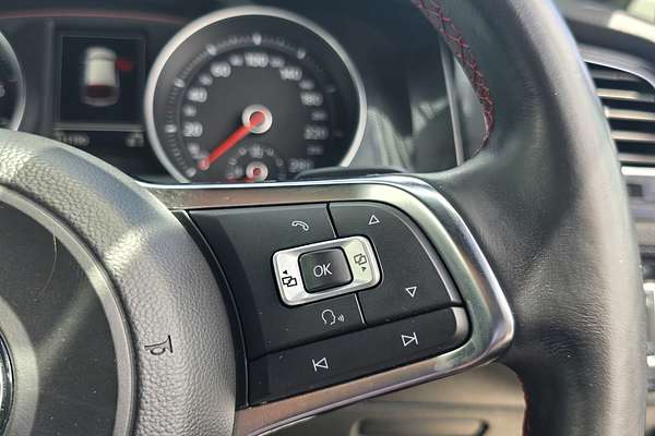 2016 Volkswagen Golf GTI 7