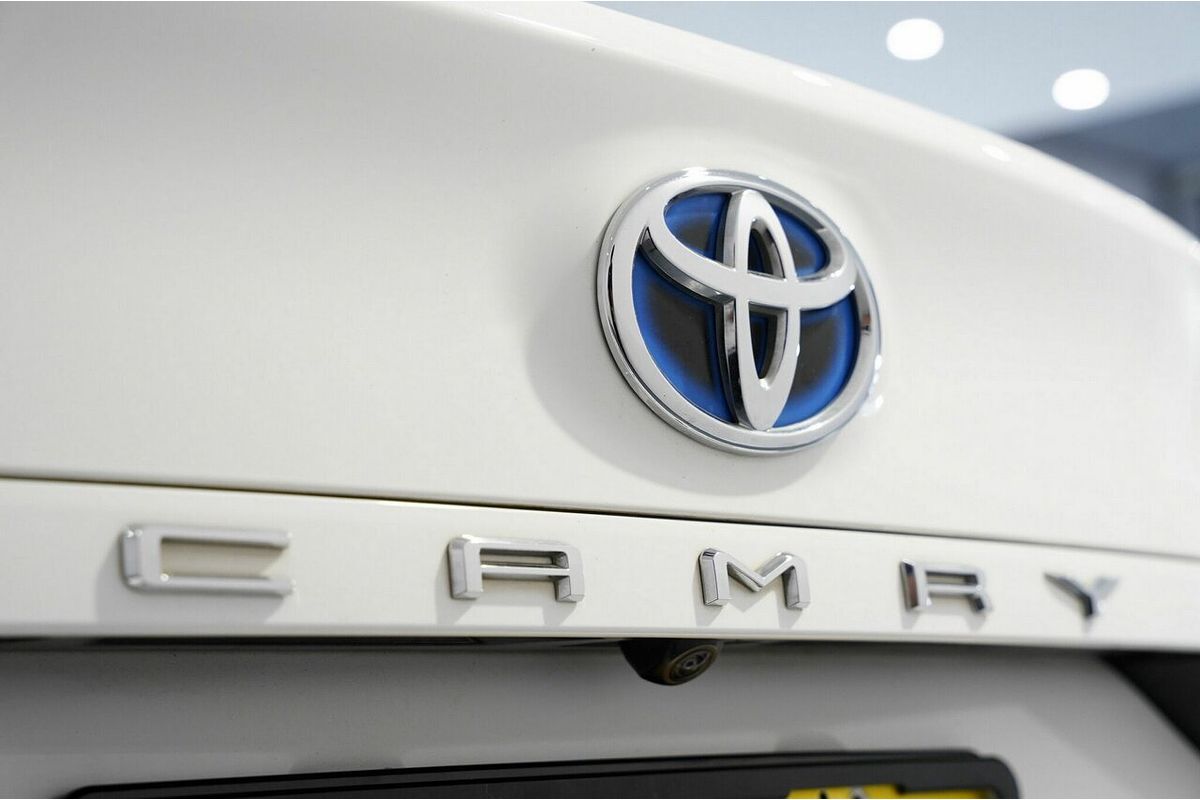 2020 Toyota Camry Ascent Sport AXVH71R