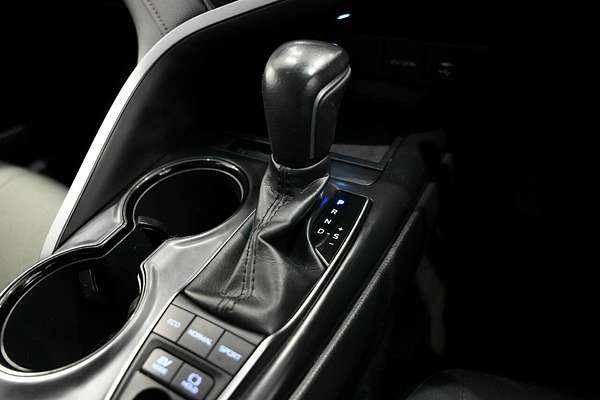 2020 Toyota Camry Ascent Sport AXVH71R