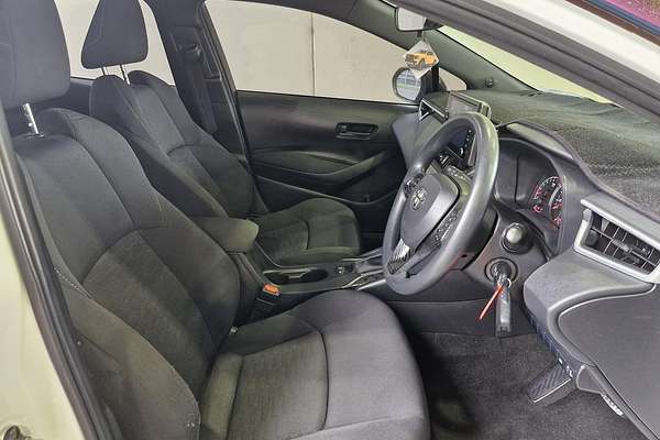 2018 Toyota Corolla Ascent Sport MZEA12R