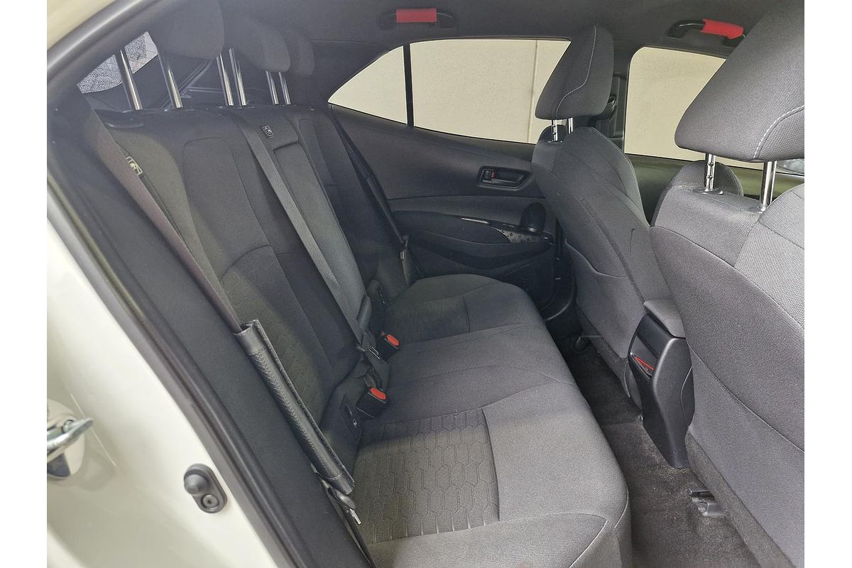 2018 Toyota Corolla Ascent Sport MZEA12R