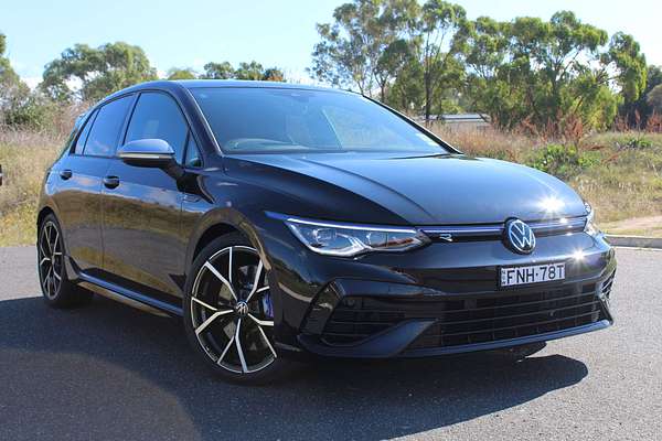 2024 Volkswagen Golf R 8