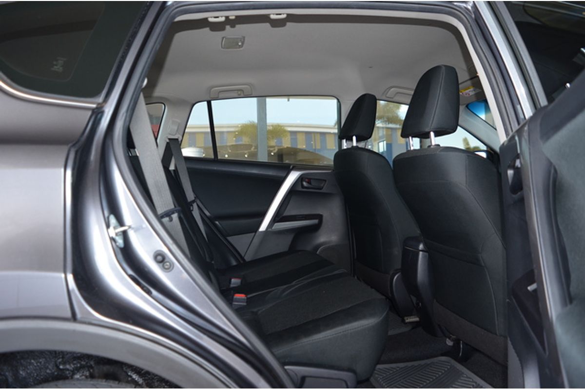 2017 Toyota RAV4 GX ZSA42R