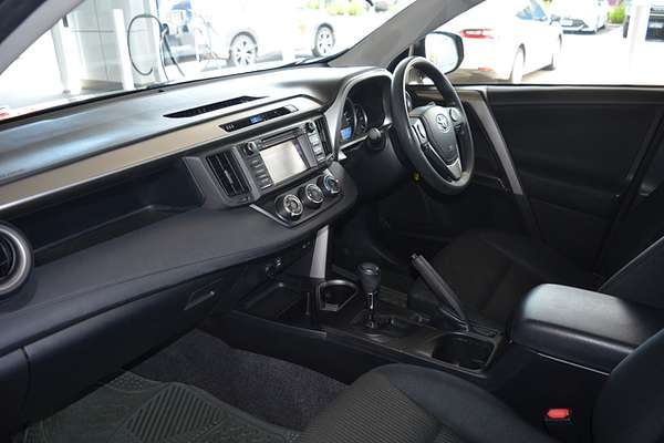 2017 Toyota RAV4 GX ZSA42R