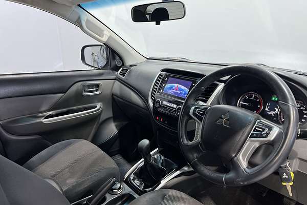 2017 Mitsubishi Triton GLS MQ 4X4