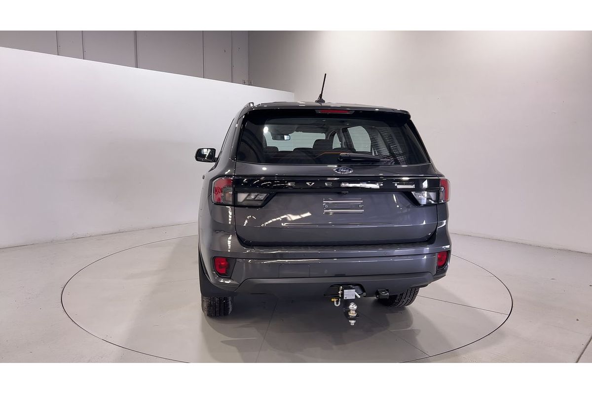2024 Ford Everest Ambiente