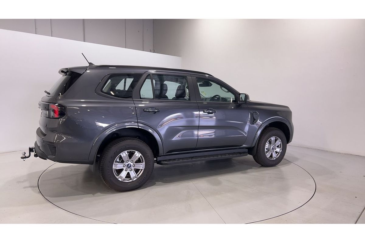 2024 Ford Everest Ambiente