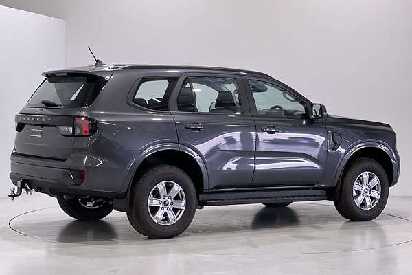 2024 Ford Everest Ambiente