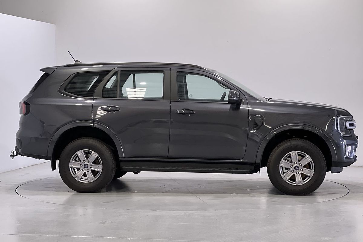 2024 Ford Everest Ambiente