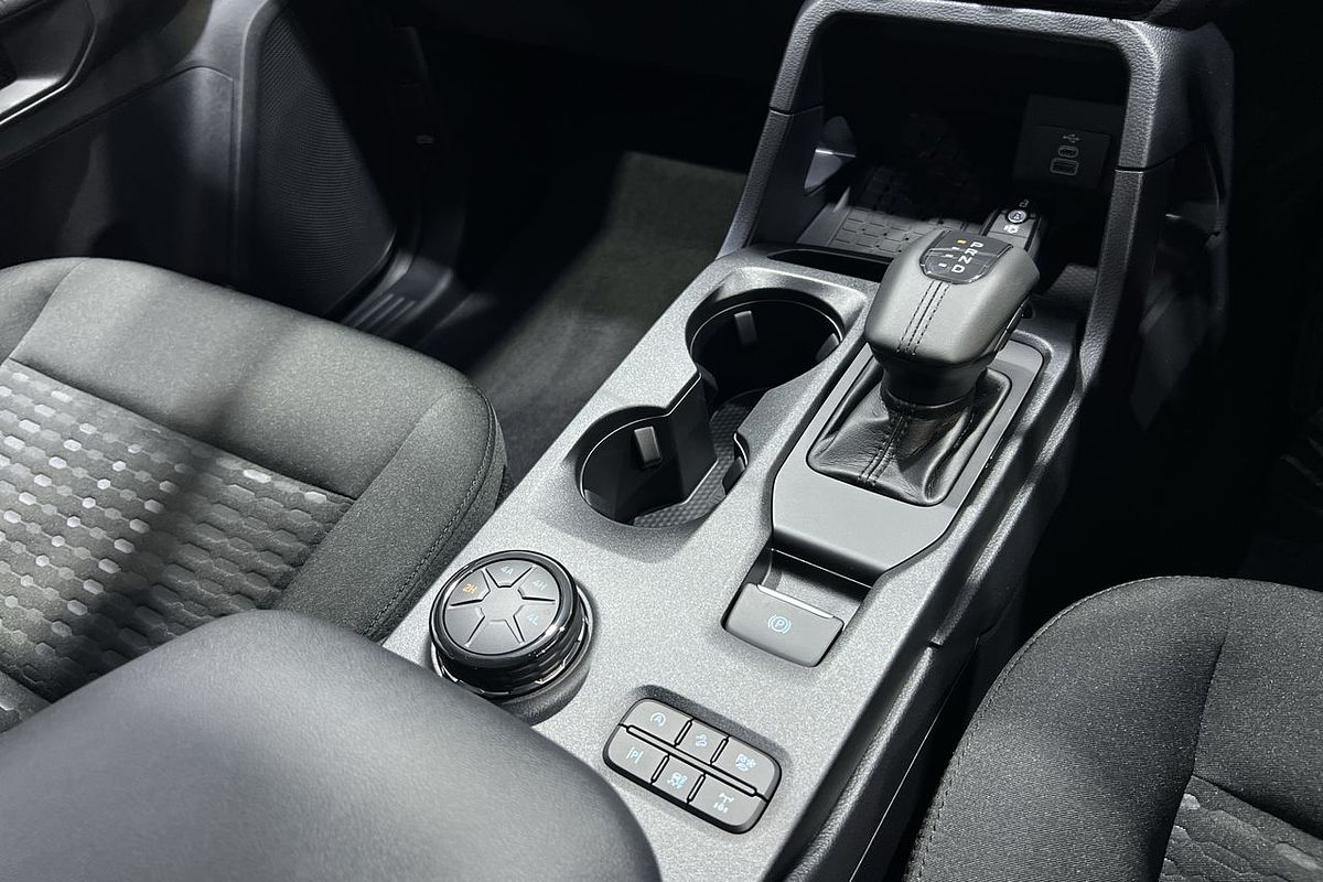 2024 Ford Everest Ambiente