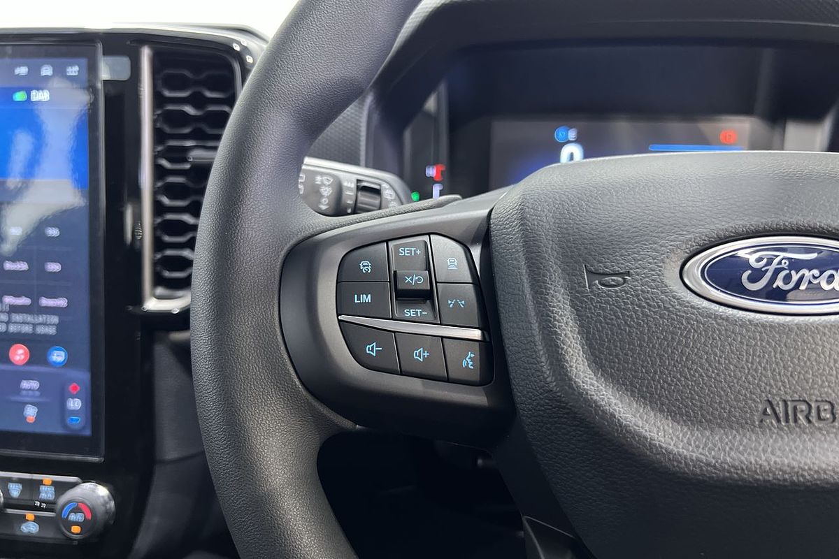 2024 Ford Everest Ambiente