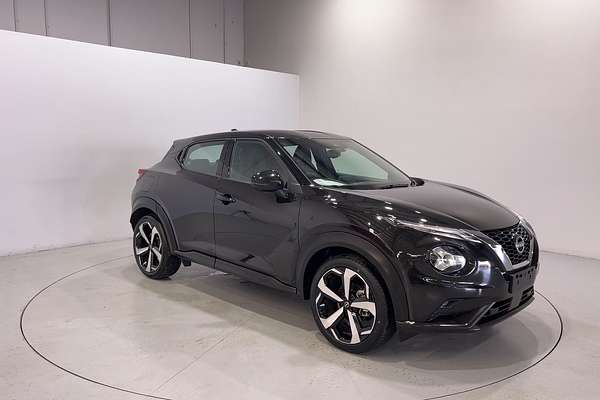 2022 Nissan JUKE ST-L F16