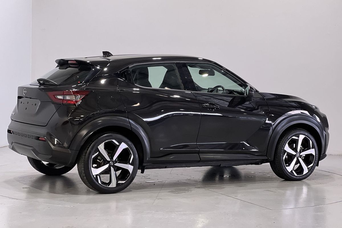 2022 Nissan JUKE ST-L F16