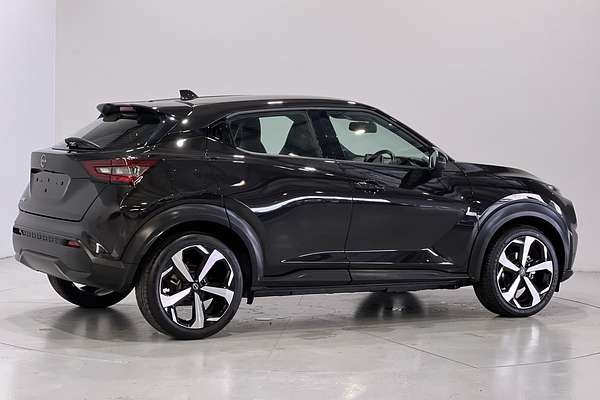 2022 Nissan JUKE ST-L F16