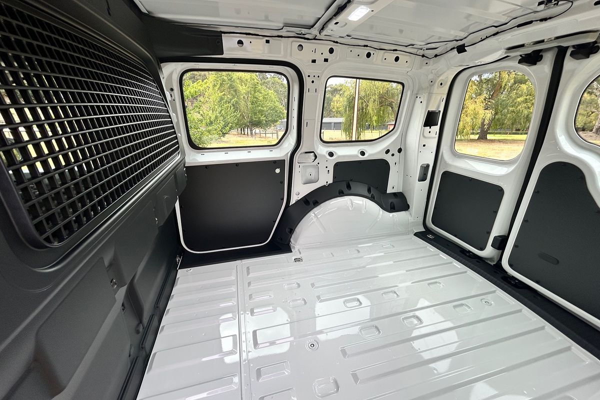 2024 Volkswagen Caddy TSI220 5 SWB