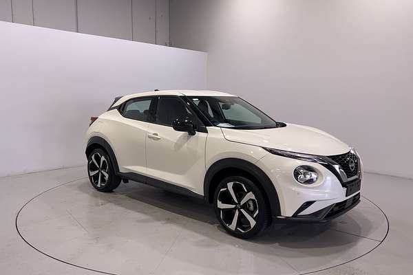 2023 Nissan JUKE ST-L F16