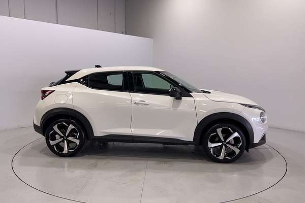 2023 Nissan JUKE ST-L F16