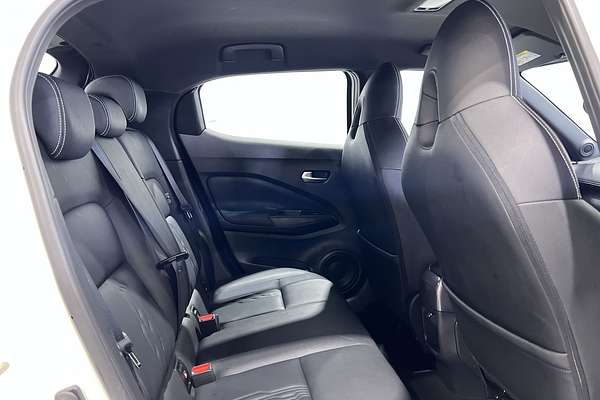 2023 Nissan JUKE ST-L F16