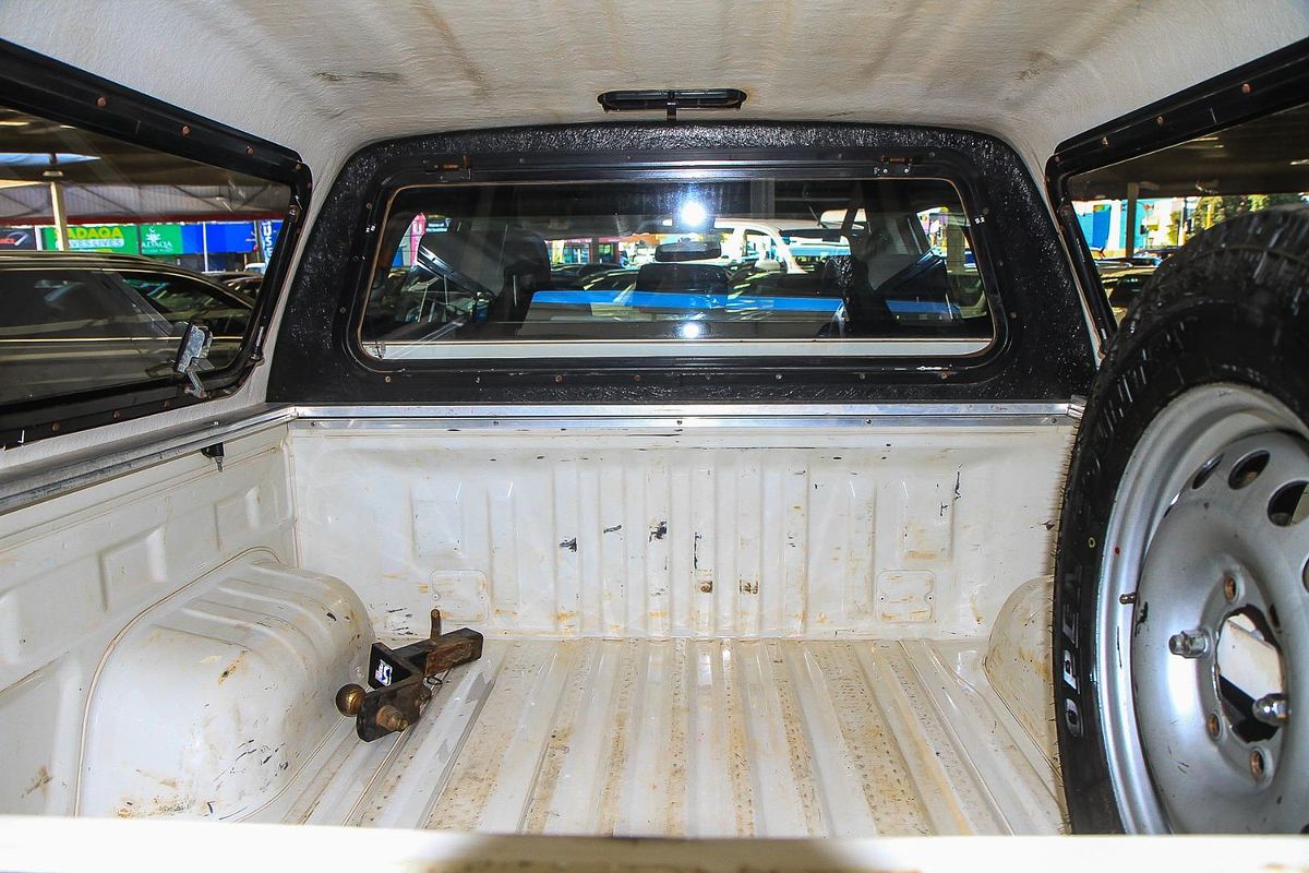 2014 Toyota Hilux SR KUN26R 4X4