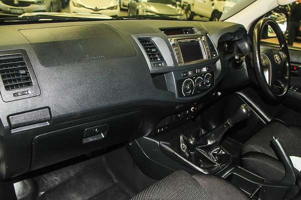 2014 Toyota Hilux SR KUN26R 4X4