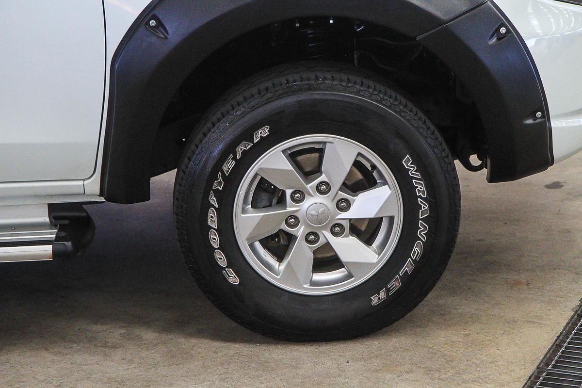 2017 Mitsubishi Triton GLX MQ 4X4