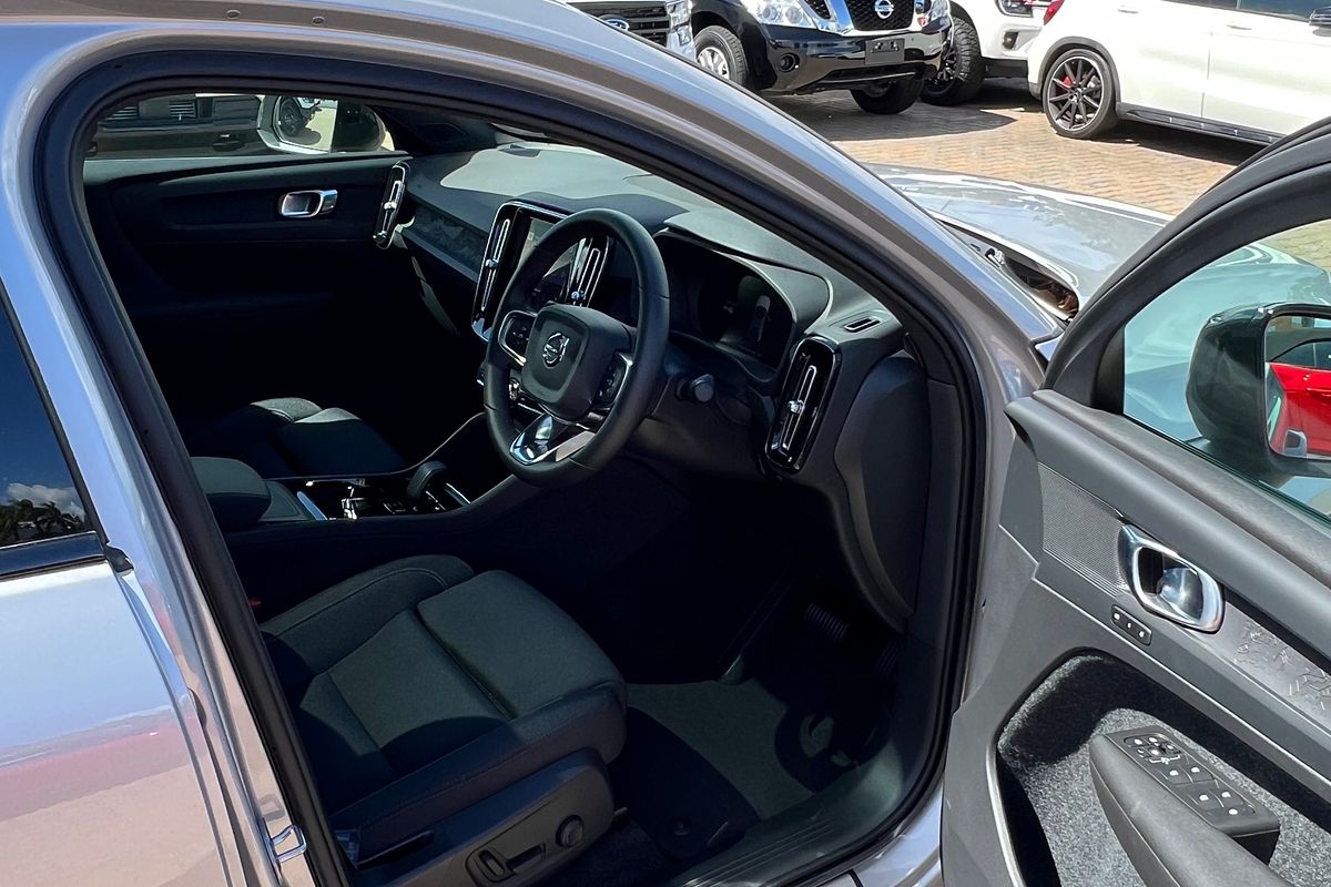 2023 Volvo C40 Recharge
