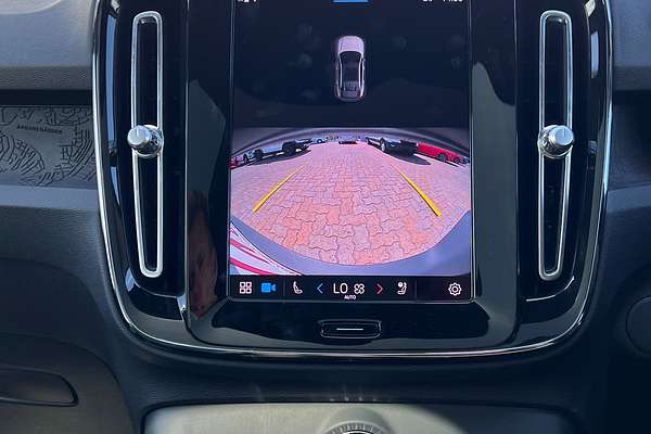 2023 Volvo C40 Recharge