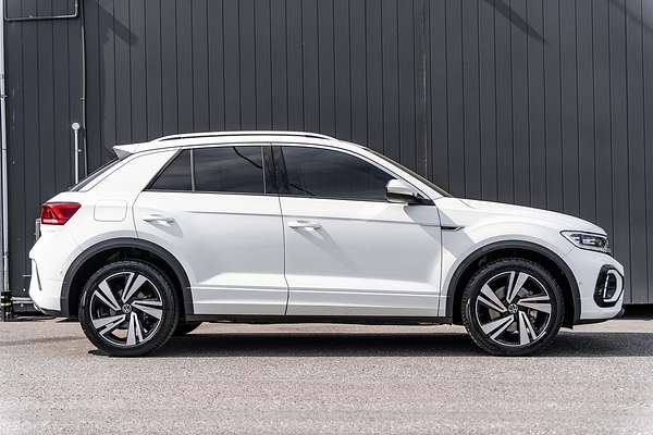 2022 Volkswagen T-Roc 140TSI R-Line D11