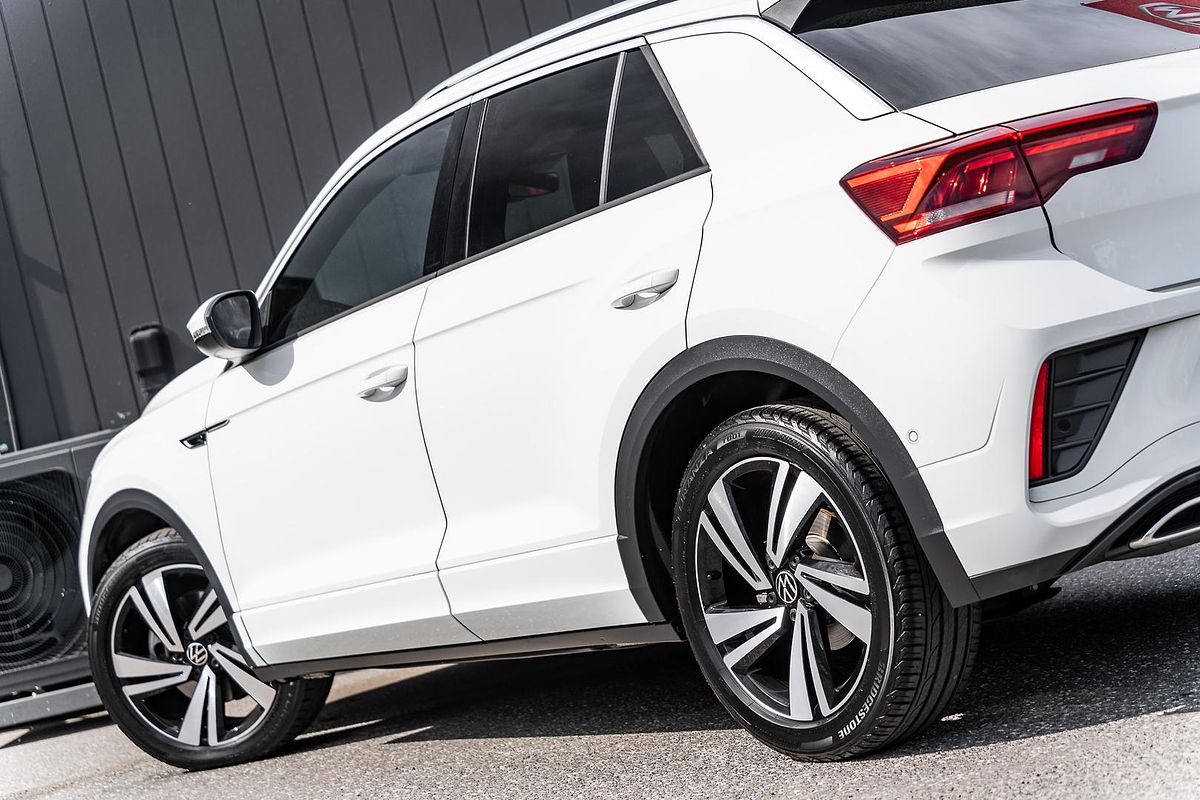 2022 Volkswagen T-Roc 140TSI R-Line D11
