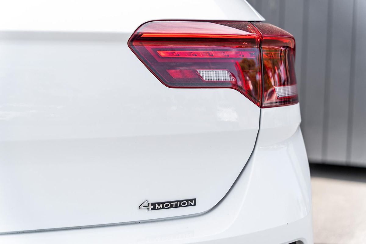 2022 Volkswagen T-Roc 140TSI R-Line D11
