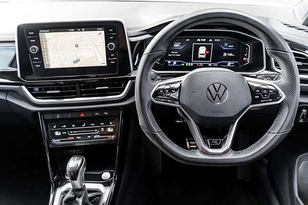 2022 Volkswagen T-Roc 140TSI R-Line D11