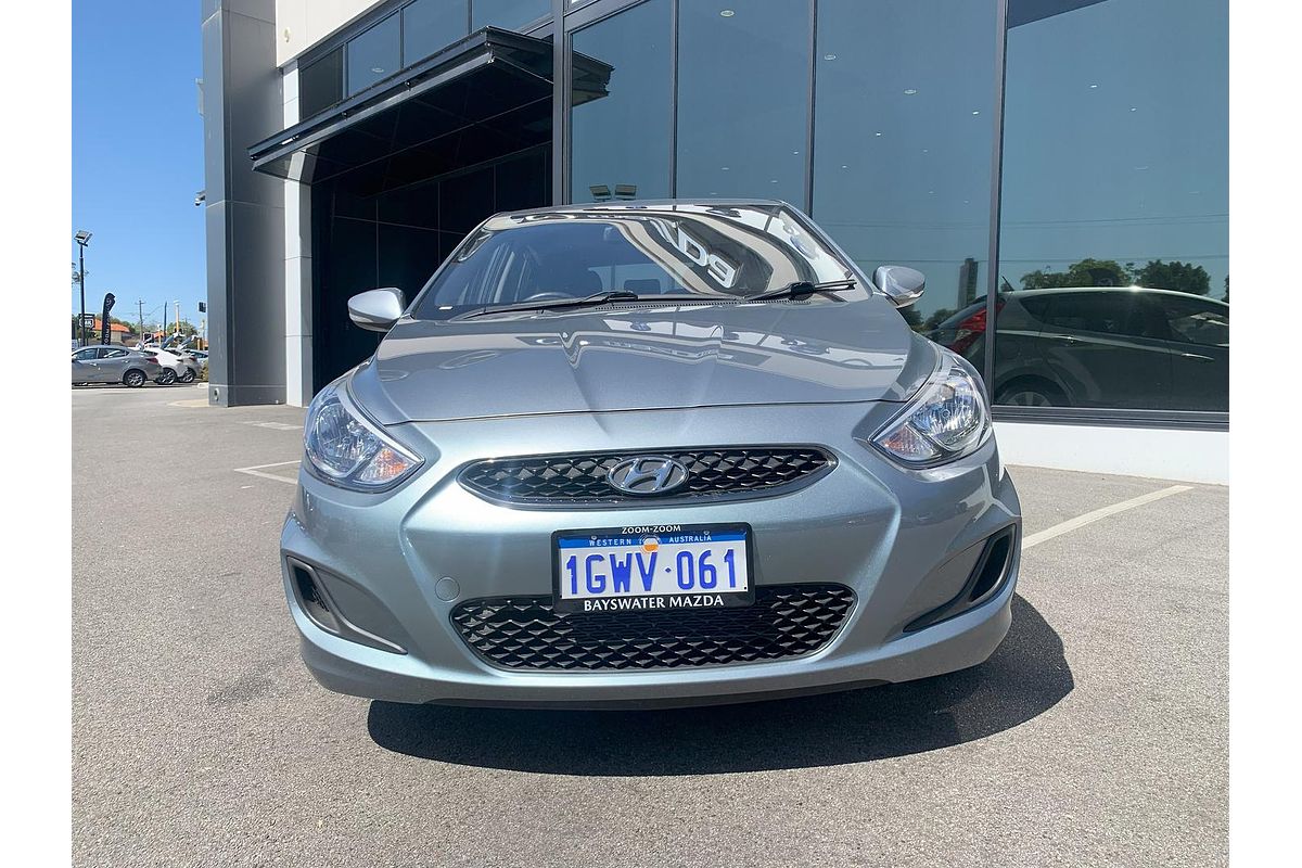 2019 Hyundai Accent Sport RB6