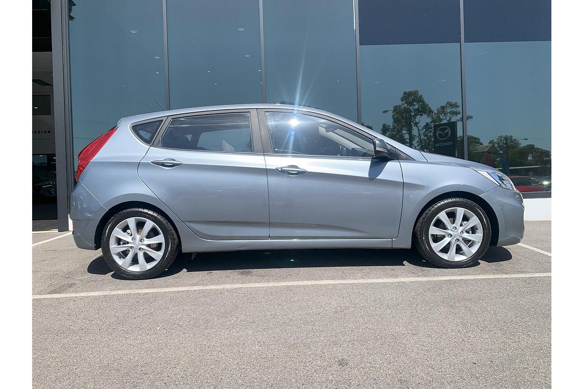 2019 Hyundai Accent Sport RB6