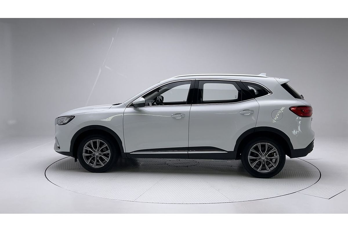 2022 MG HS Vibe SAS23