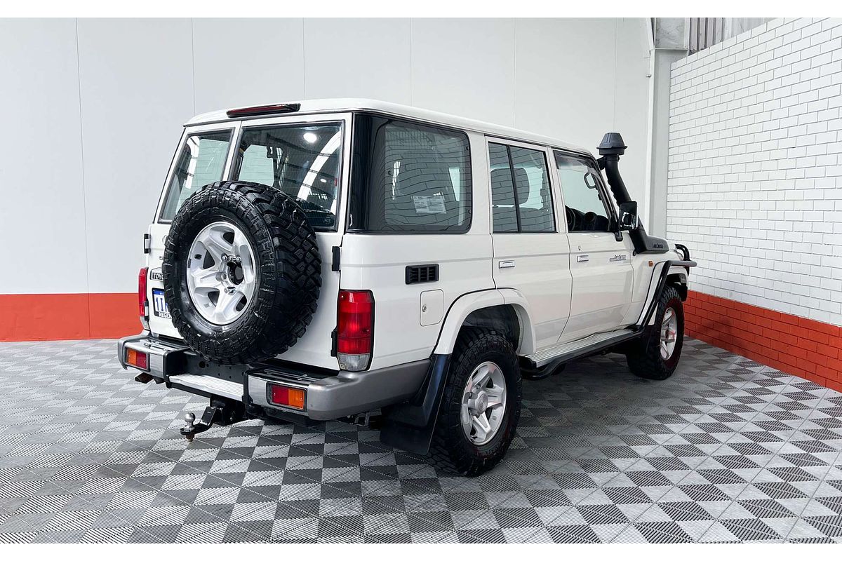2020 Toyota Landcruiser GXL VDJ76R