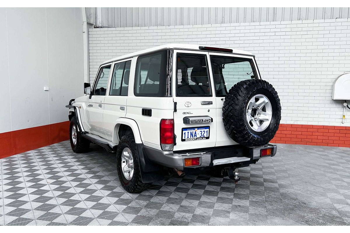 2020 Toyota Landcruiser GXL VDJ76R
