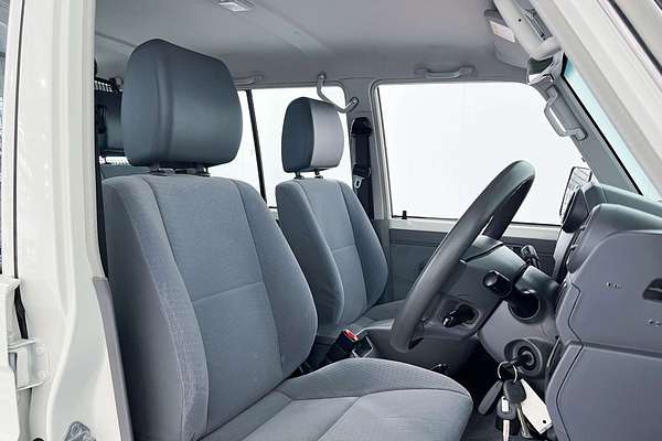 2020 Toyota Landcruiser GXL VDJ76R