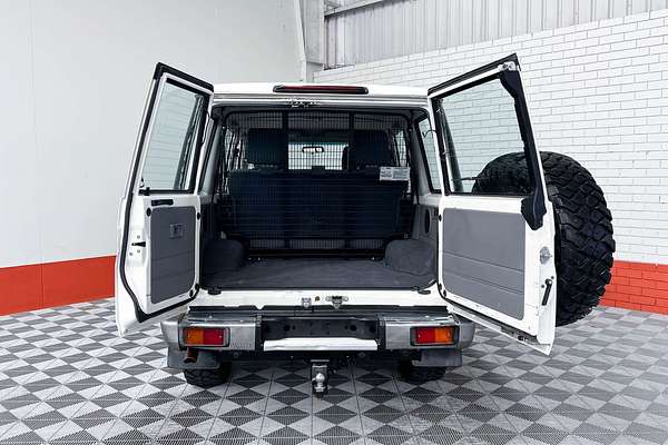 2020 Toyota Landcruiser GXL VDJ76R