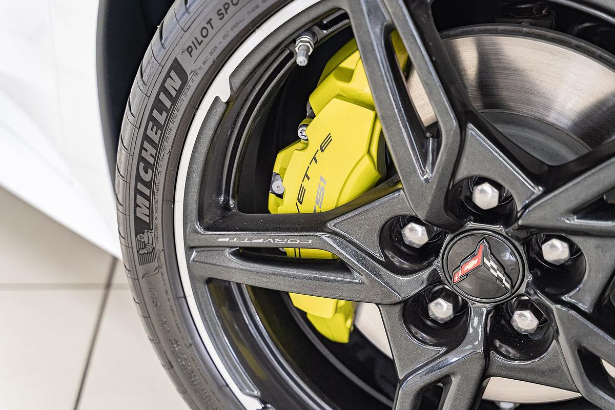2024 Chevrolet Corvette Stingray 2LT C8