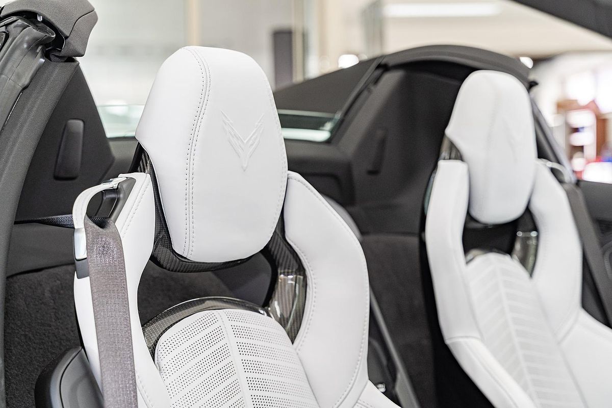 2024 Chevrolet Corvette Stingray 2LT C8