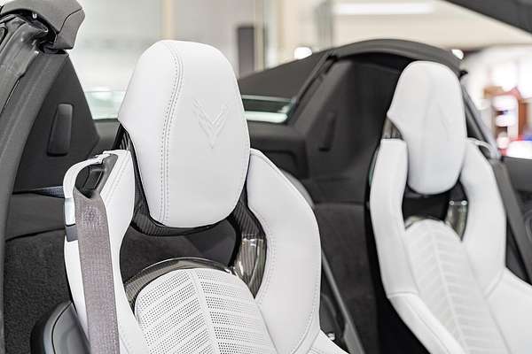 2024 Chevrolet Corvette Stingray 2LT C8