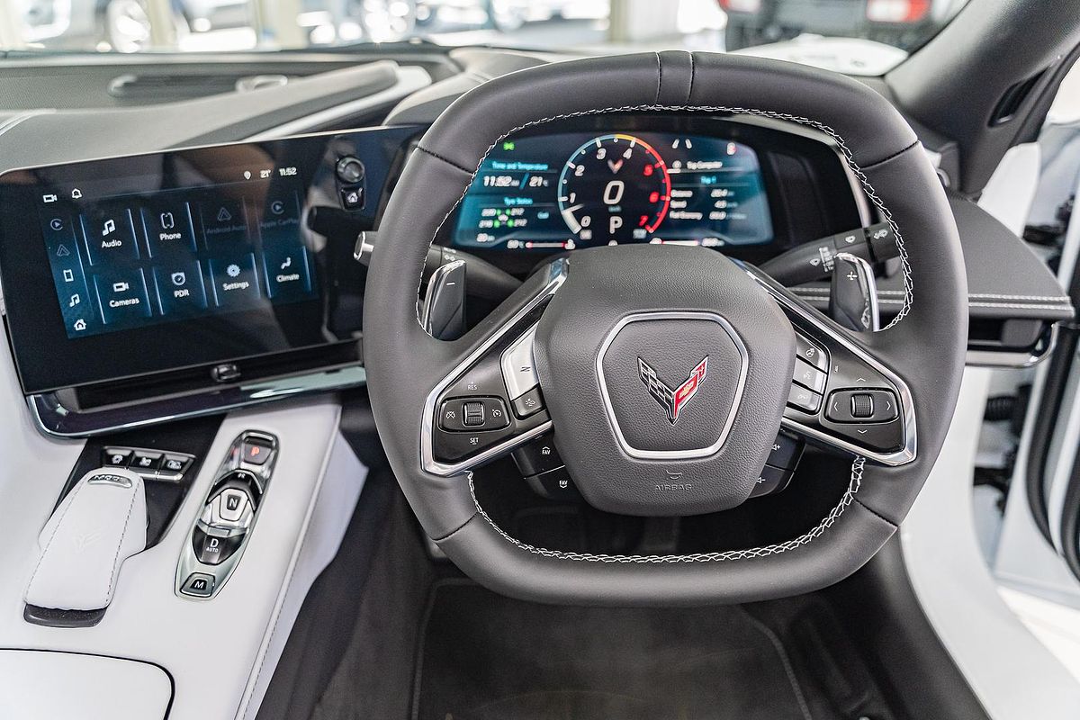 2024 Chevrolet Corvette Stingray 2LT C8