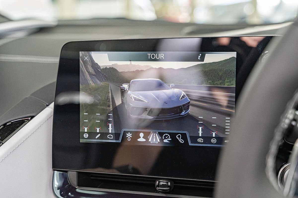 2024 Chevrolet Corvette Stingray 2LT C8