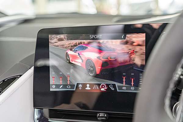 2024 Chevrolet Corvette Stingray 2LT C8