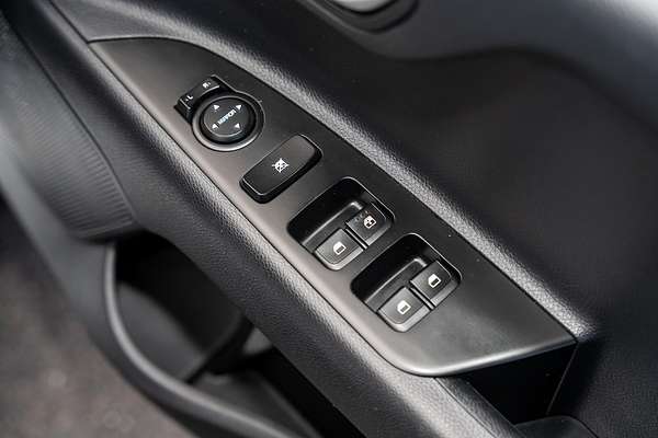 2023 Kia Stonic S YB