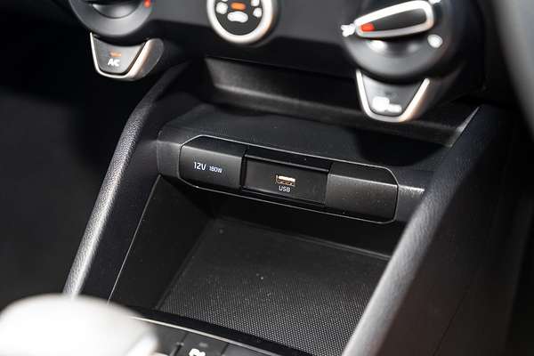 2023 Kia Stonic S YB