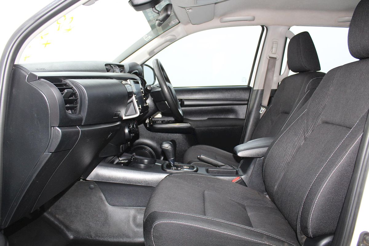 2021 Toyota Hilux SR GUN126R 4X4