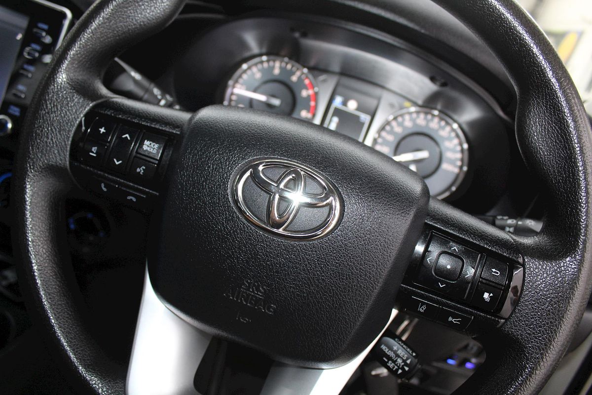 2021 Toyota Hilux SR GUN126R 4X4